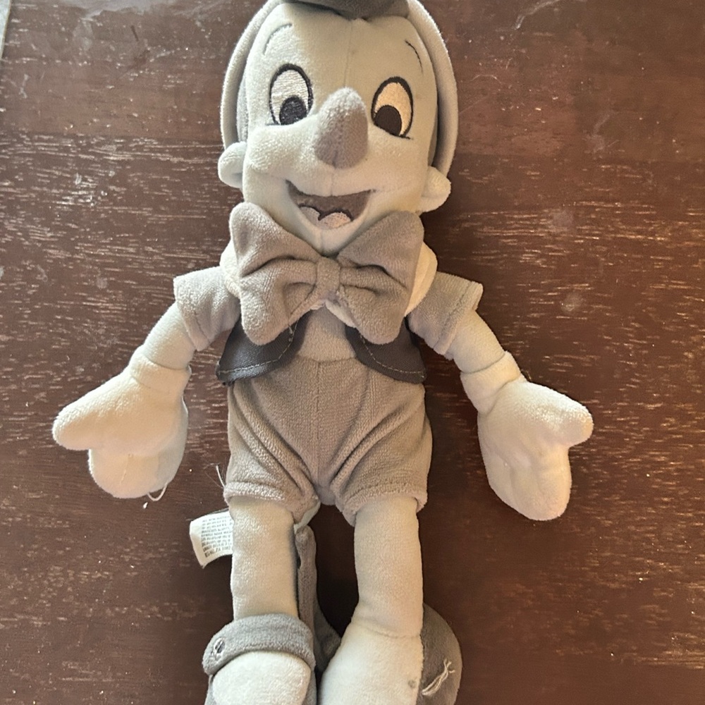 Disneyland 60th Diamond Anniversary Ltd Ed Pinocchio Plush LE 1 of 5000 Gray
